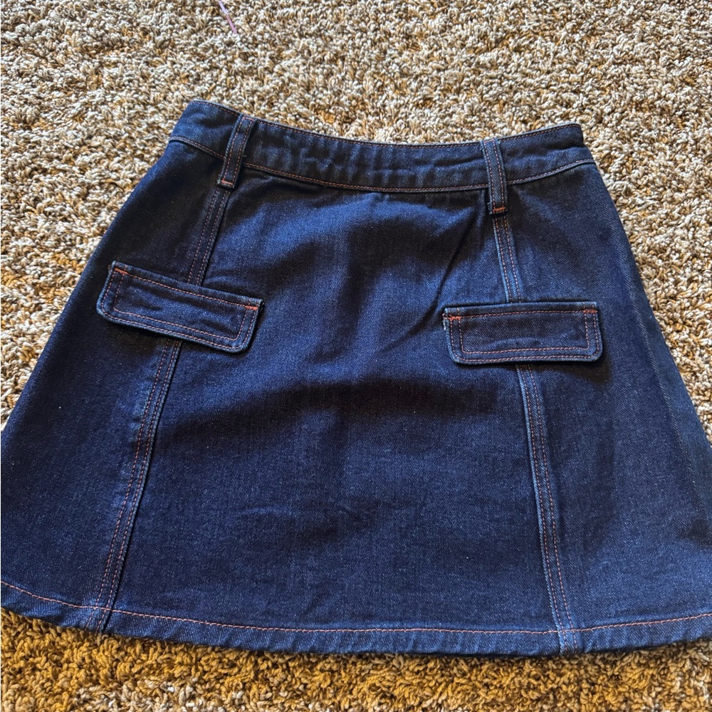 Women’s jean miniskirt by Commense